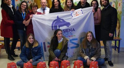 La generosità degli studenti Erasmus, raccolta fondi e panettoni per il  Dipartimento Materno-Infantile delle Scotte