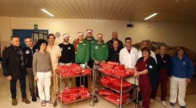 Sorpresa di Natale al policlinico Santa Maria alle Scotte, Mens Sana Basket 1871 porta i suoi doni al Dipartimento Materno-Infantile