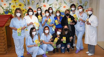 Associazione Coccinelle dona le uova di Pasqua alla Terapia Intensiva Neonatale dell’Aou Senese